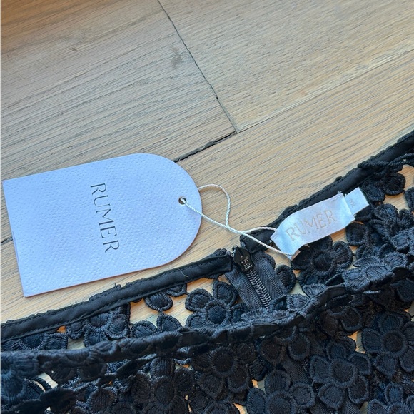 Capri set from Rumer - Picture 8 of 16